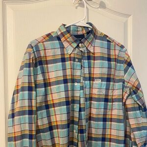 Men’s shirt. Great condition and lots of color